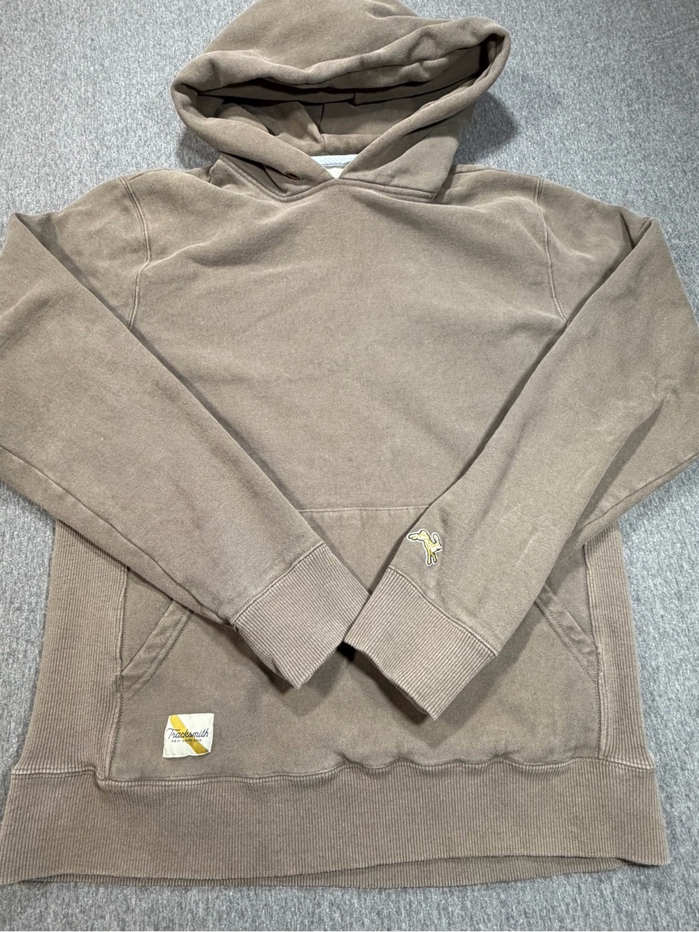 Tracksmith New England Men’s Brown Medium Trackhouse Heavyweight Hoodie